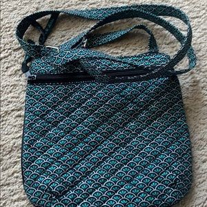 Small shoulder bag